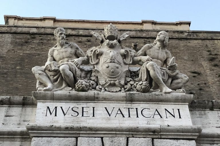 Unlocking the Vatican: Tips for a Crowd-Free & Amazing Time